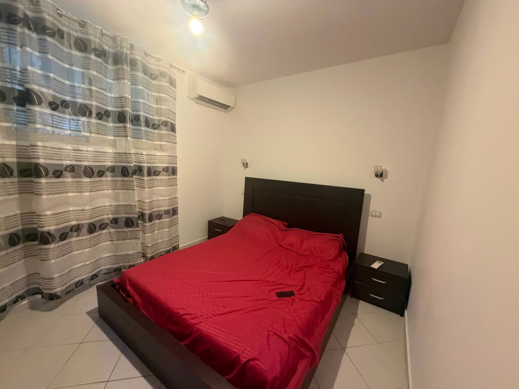 Shitet Apartament 2+1 bashkia durres