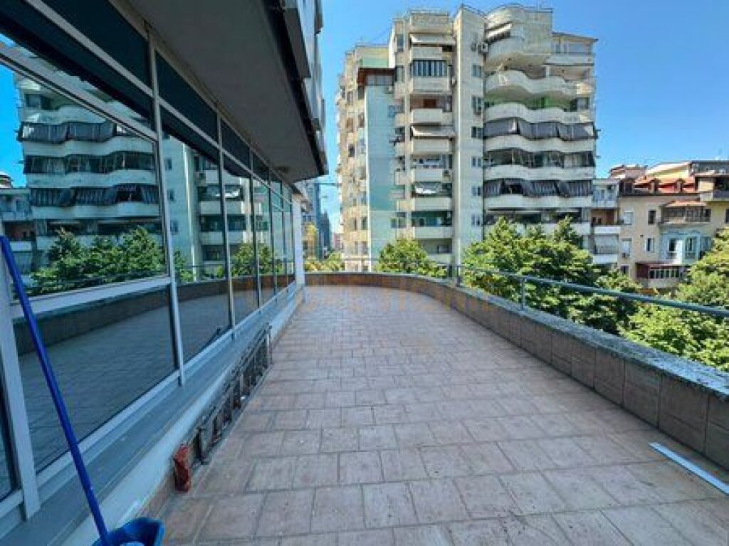 For rent, Office space, Blloku, Tirane.