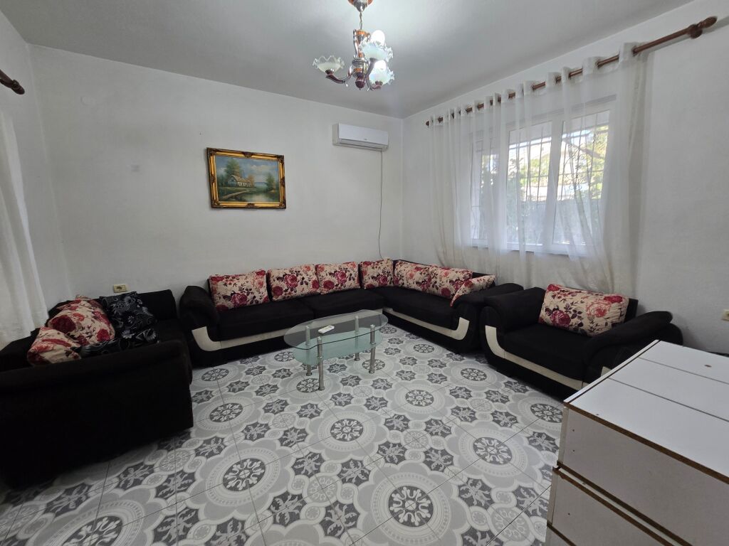 Apartment 2+1 For Rent In Xhamllik