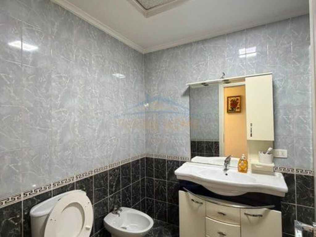 Affitto, Appartamento 2+1+2, Komuna e parisit, Kristal Center, Tirane