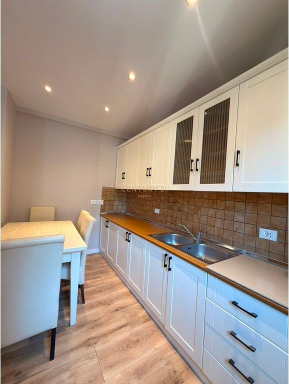 APARTAMENT 2+1 PËR SHITJE. PERBALL SQUARE 21