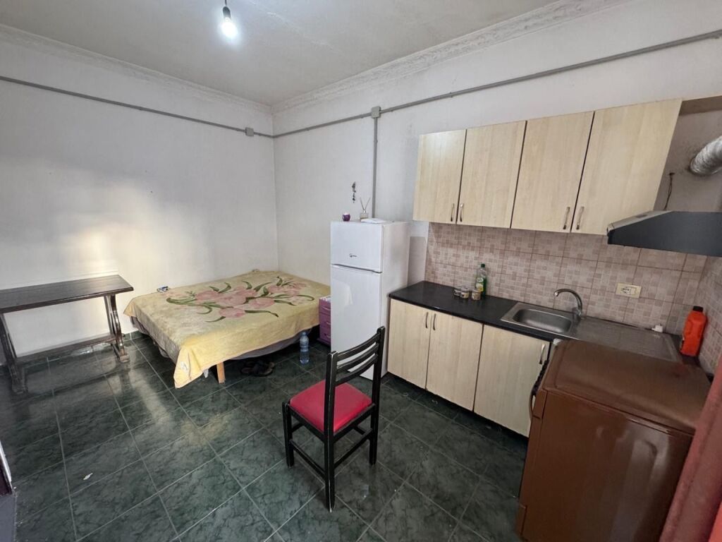 Studio apartment for rent