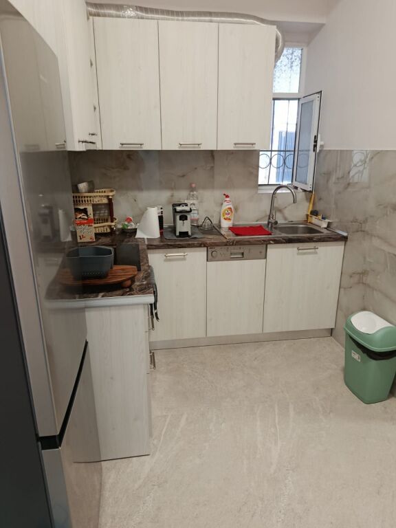 Apartament 1+1 me qira "Vasil shanto"