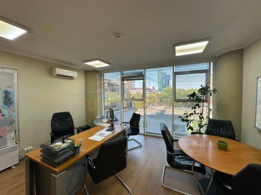 For rent, Office space, Blloku, Tirane.