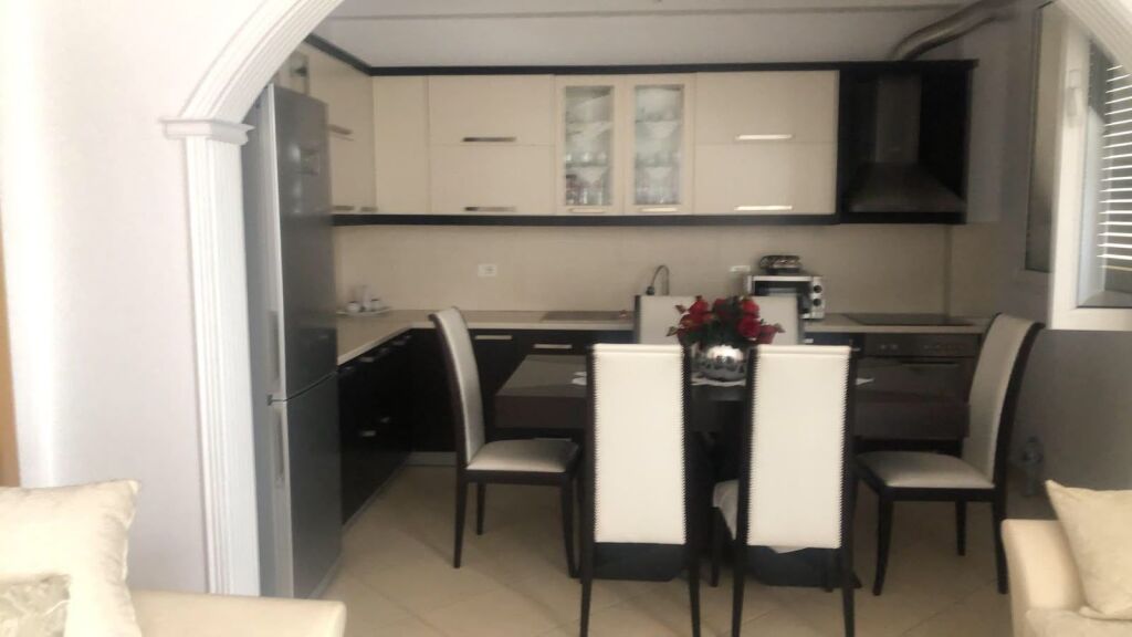 🏠 2+1 APARTMENT FOR RENT  📍 Janaq Paço Street, Administrative Unit No. 7💰 Price: 50,000 lek/month