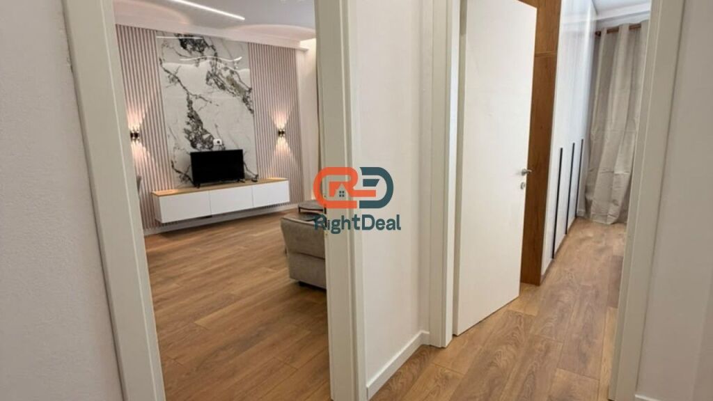 Vicino a 21-Dhjetori, Appartamento 1+1 in Vendita, Completamente Investito!!