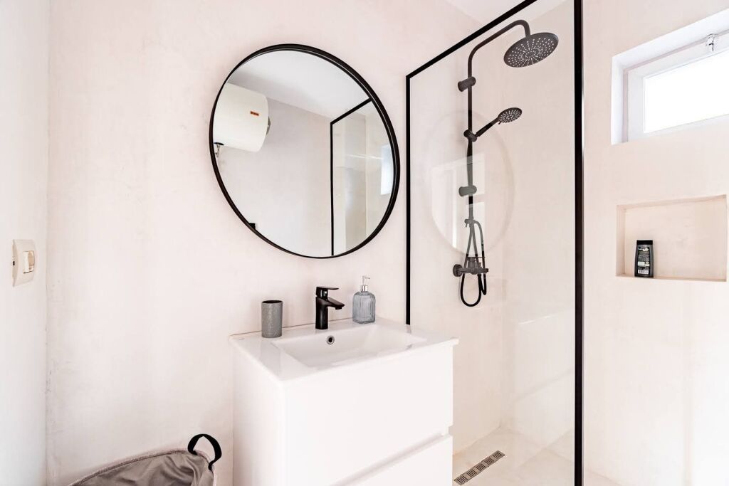 Apartament Studio me Qira Pazari i Ri Tirane