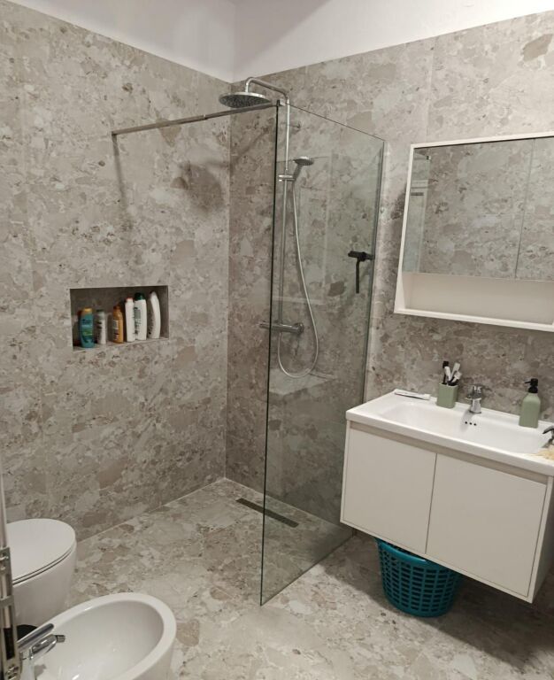 Qera | Shtëpi private 1 + 1 |Vasil Shanto | 550 €/muaj