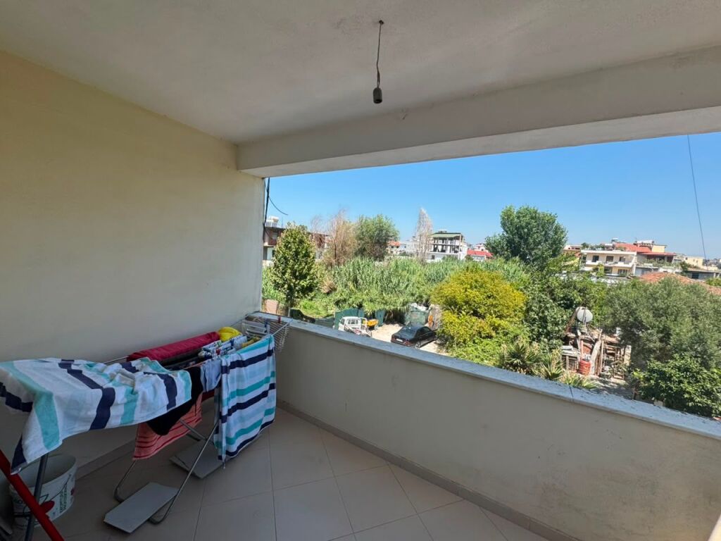 JEPET APARTAMENT  ME QERA  2+1 PLAZH HEKURUDHA