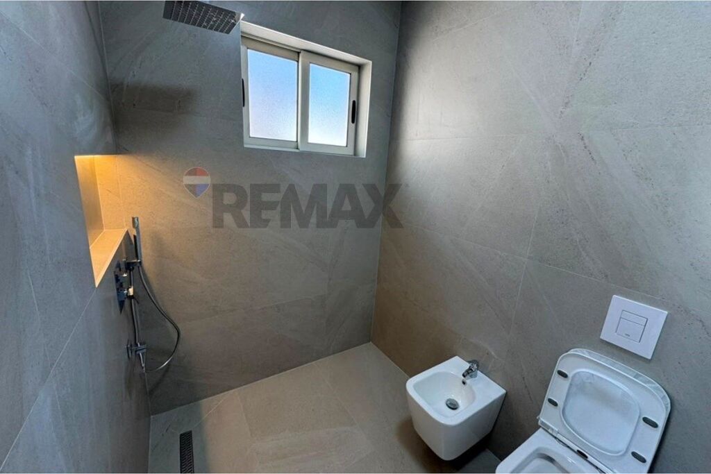 2+1+2 apartment for sale in Astir
