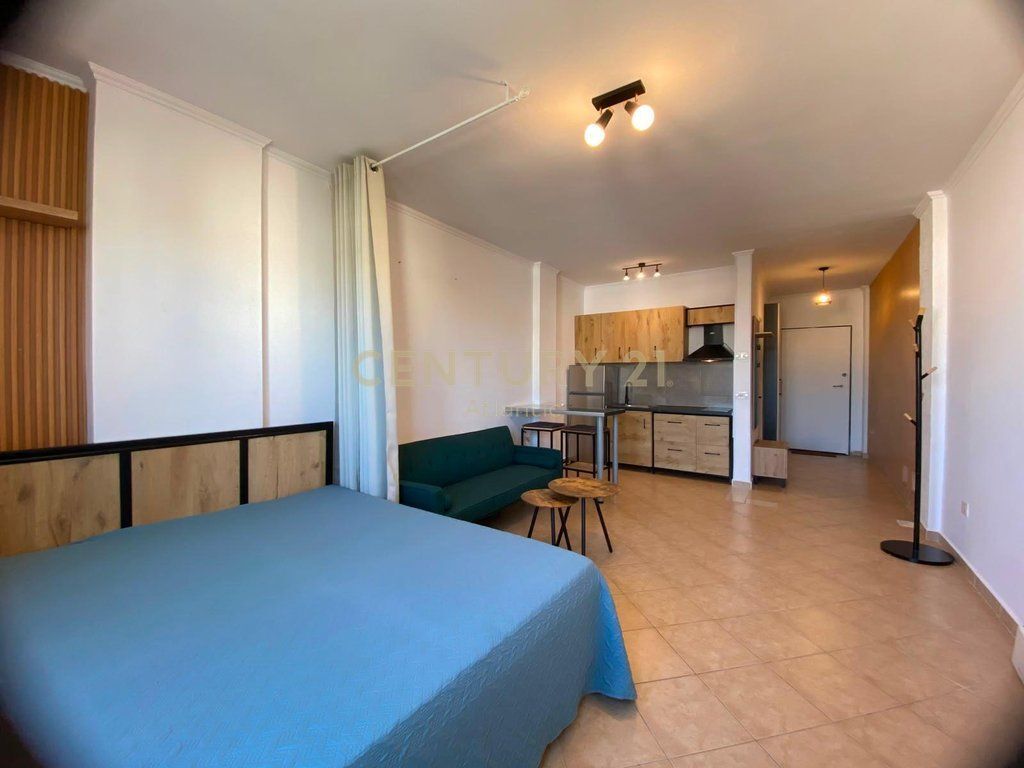 Monolocale in vendita sulla spiaggia di Iliria, 50 M2, 65.000€ !