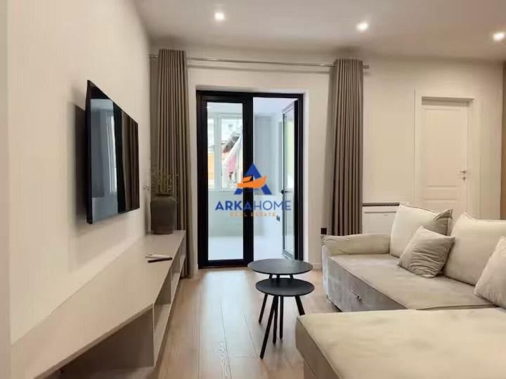 JEPET ME QERA APARTAMENT 2+1+BALLKON I MBYLLUR "PALLATET AGIMI" 85.000 LEKE