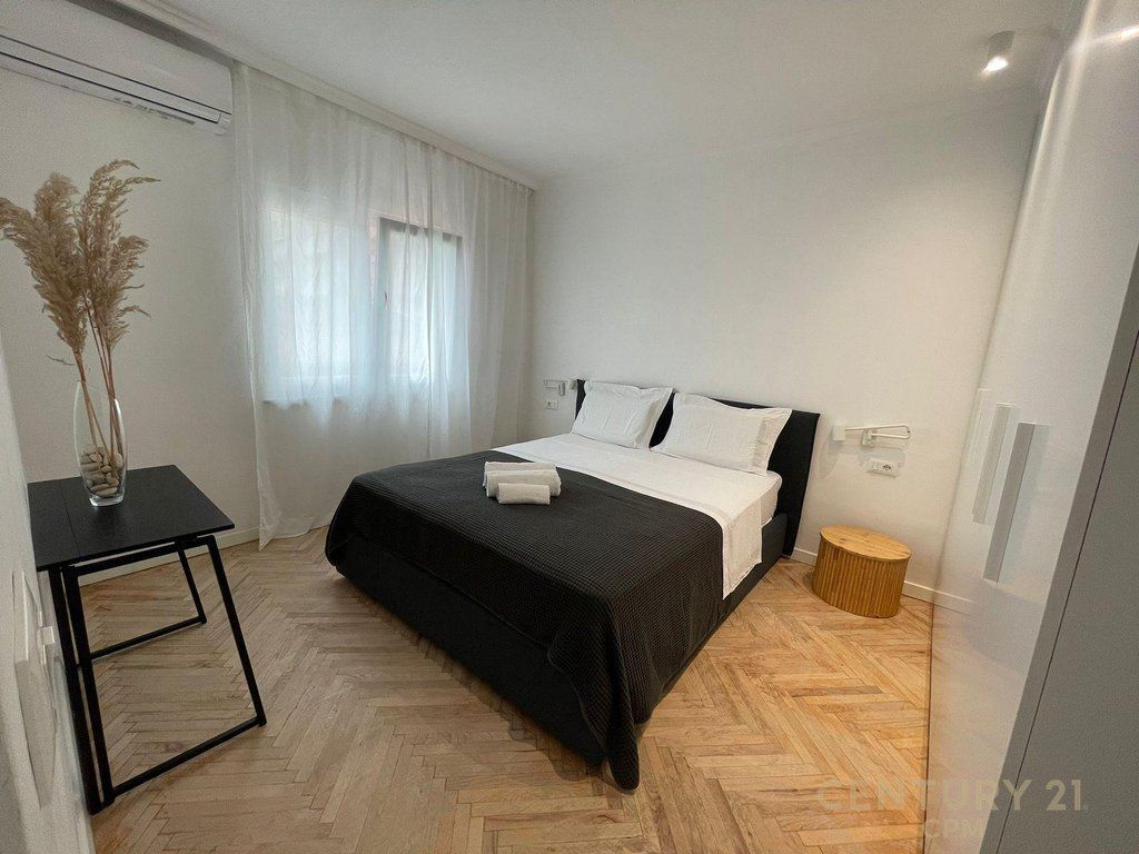 Apartament 2+1 Me Qira në Myslym Shyri, Tiranë - 863€ | 80 m²