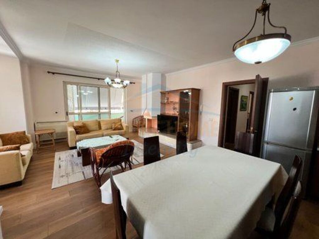 Rent, Apartment 2+1+2, Elbasanit Street, Tirana.