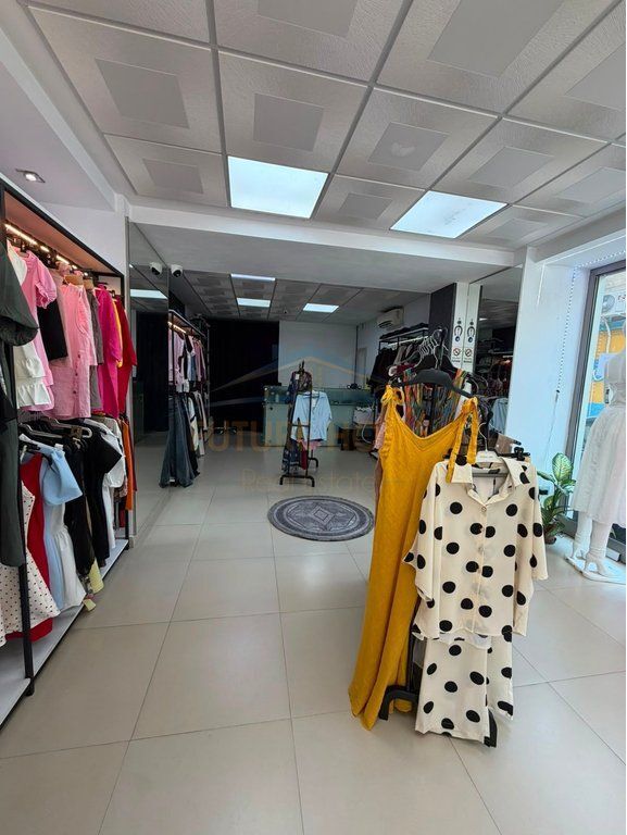 Affitto, Ambiente Commerciale,, Durazzo