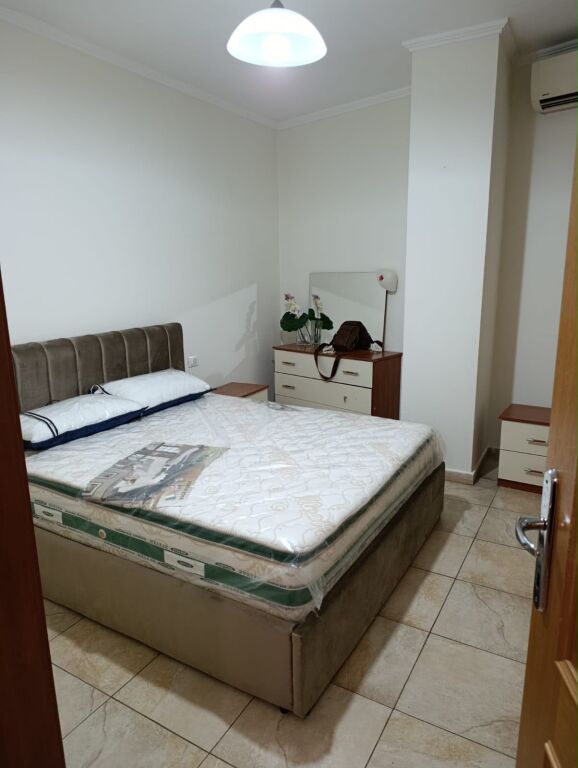 🏠 Appartamento 1+1 in affitto – Zogu i Zi Appartamento 1+1 in affitto nella zona di Zogu i Zi
