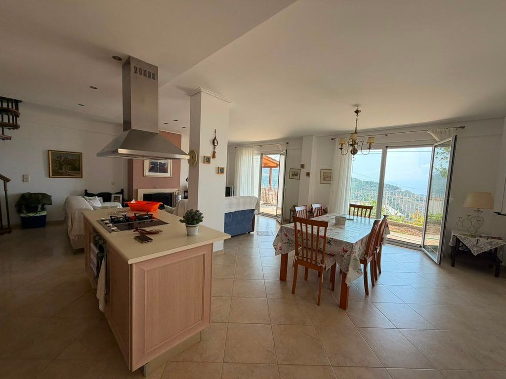 PIQERAS, HIMARE, VILE ME PAMJE NGA DETI PER SHITJE 260,000 €