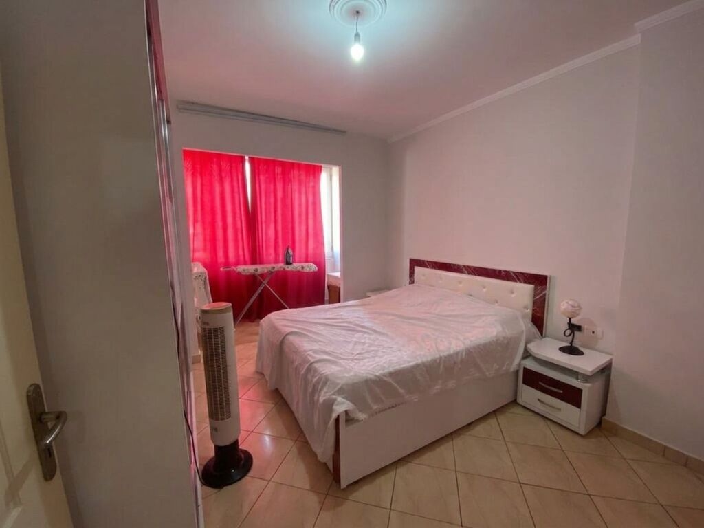 Qera, Apartament 2+1, Fresk, Tiranë.