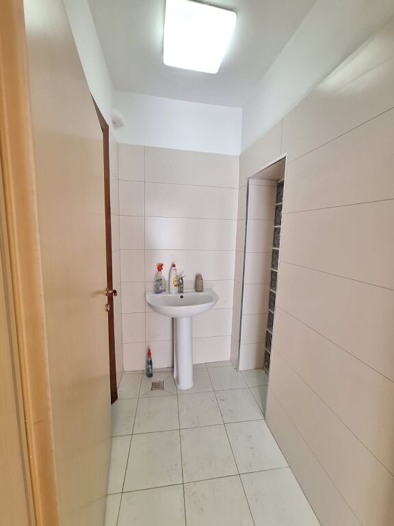 PREMISES 100 m² FOR RENT FOR OFFICES – IN THE CENTER