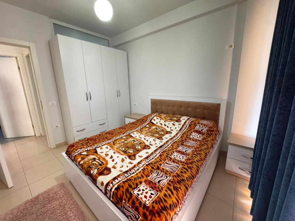 Qera,Apartament,1+1 Astir