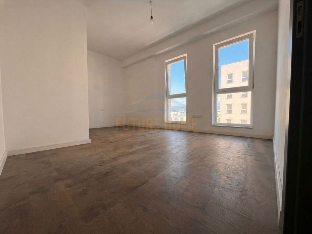 Shitet, Apartament 2+1, Rruga Dritan Hoxha, Tiranë