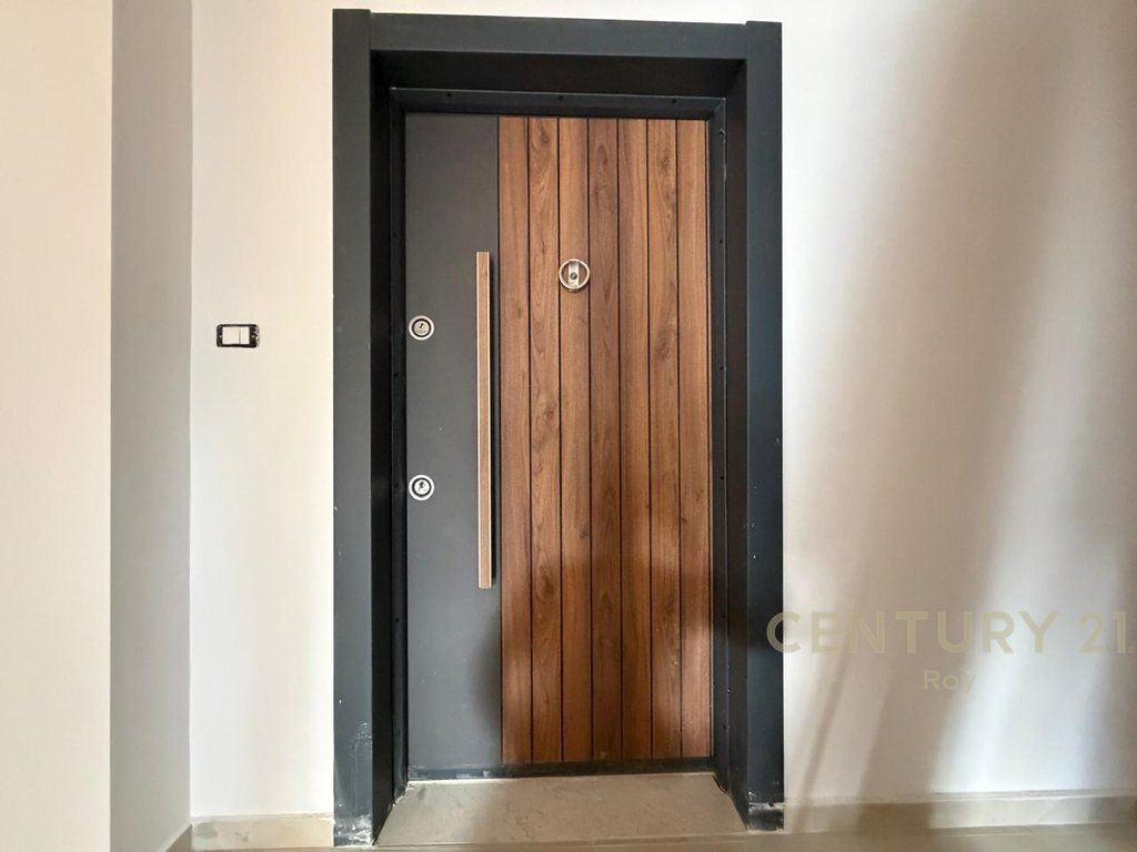 APARTAMENT 1+1 NË MONTEVIDEO RESIDENCE – 50 M NGA DETI