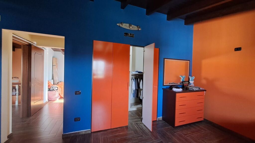 Villa su 3 piani con terreno di 500 m² a Shijak
