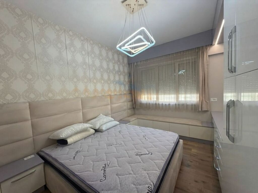 Affitto, Appartamento 2+1+2, Komuna e parisit, Kristal Center, Tirane