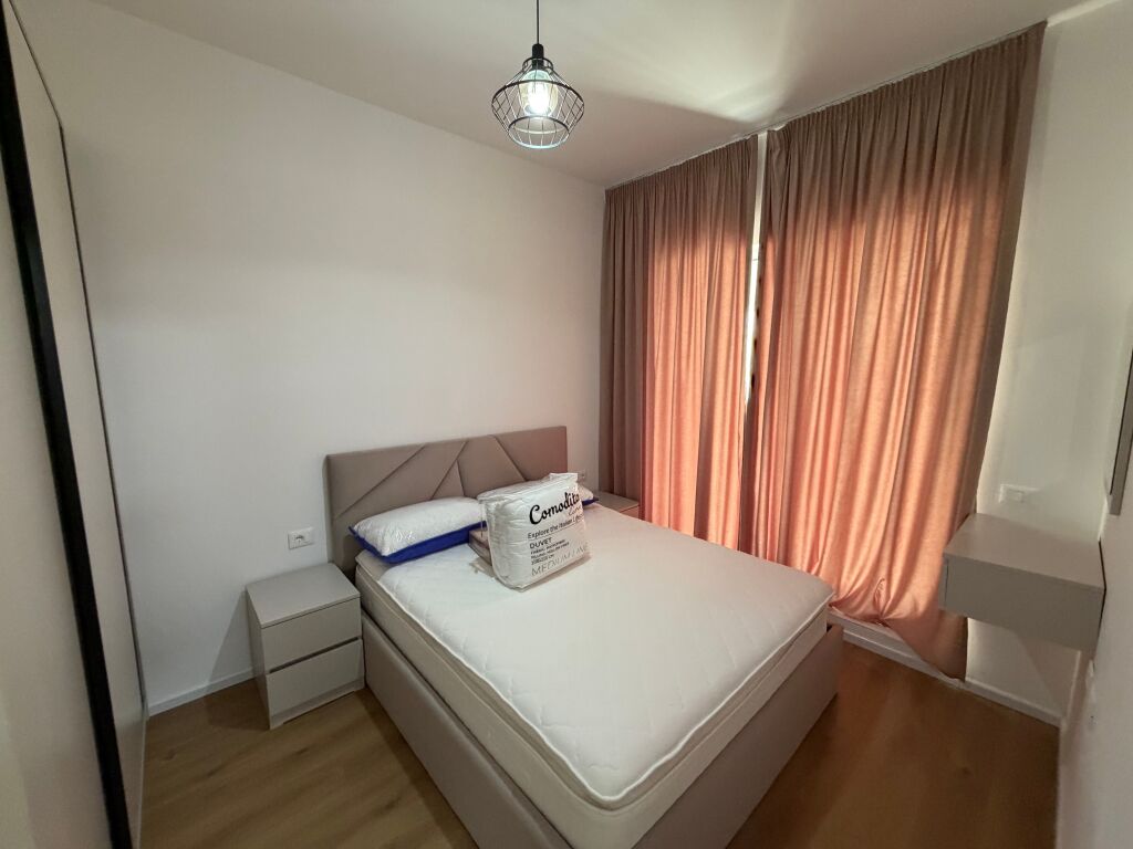 Jepet me qera Apartament 1+1 Ali Demi Kompleksi Kaimi