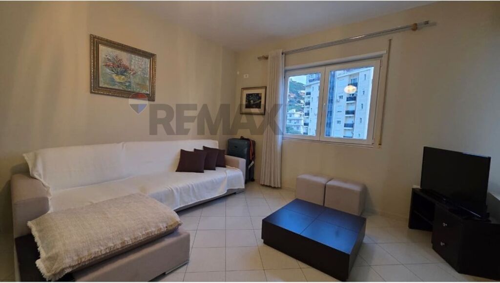 🏡 APARTAMENT 1+1 ME QIRA  UJI I FTOHTË, VLORË