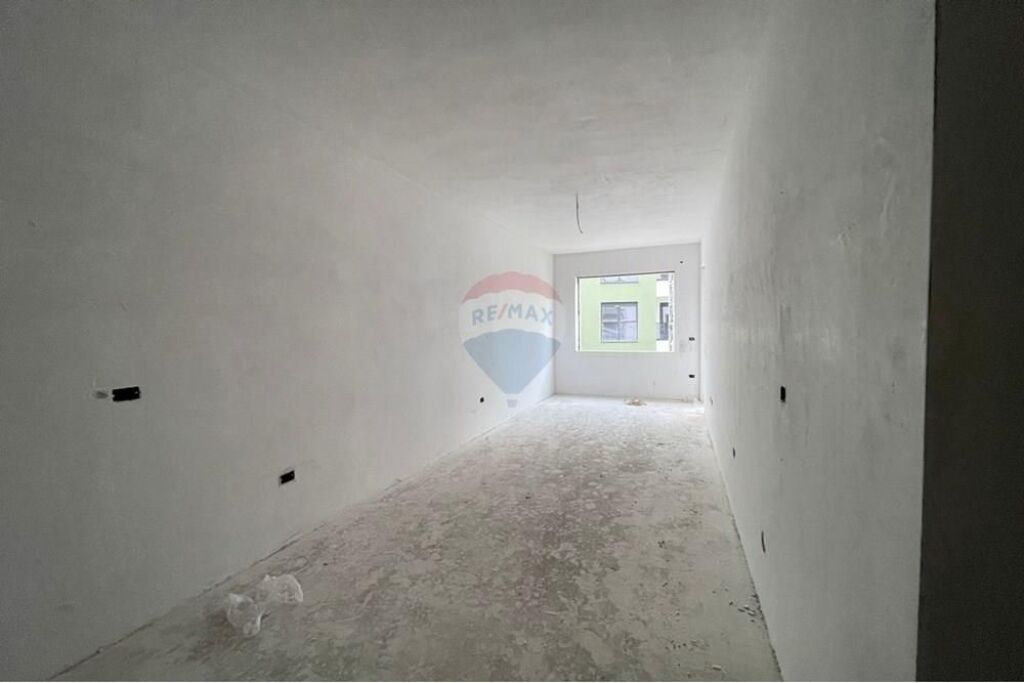 Apartament 1+1 per shitje ne Paskuqan!