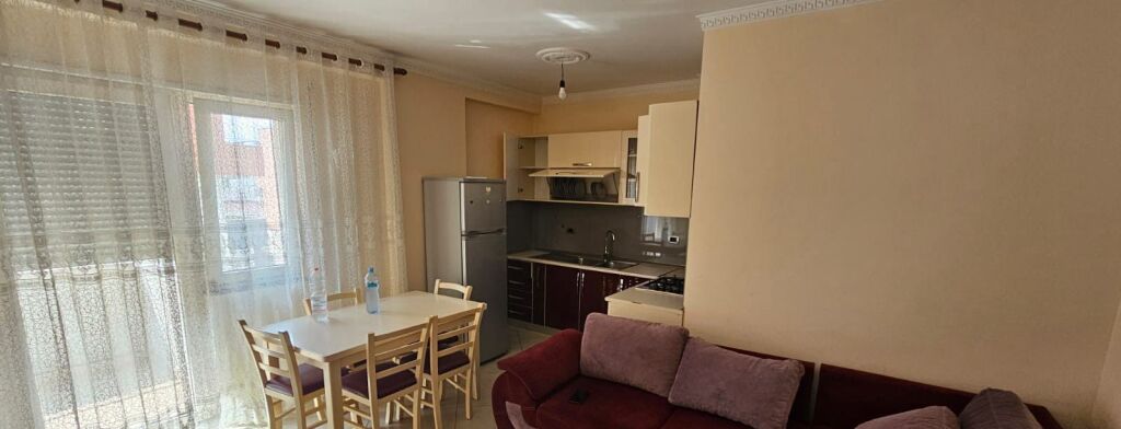 Qera | Apartament 2 + 1 | Fresku | 400 €/muaj