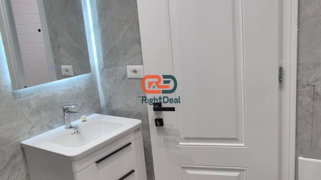At the Former Last Station of New Tirana, Super 1+1 Apartment for Sale, Ideal for Living and Investment!!!