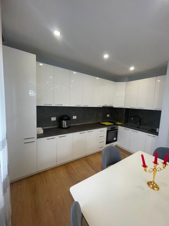 APPARTAMENTO 2+1+2 IN AFFITTO – ZOGU I ZI