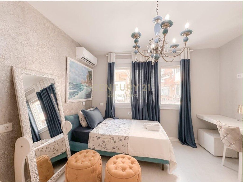 APARTMENT 2+1+2 FOR SALE NEAR THE ZOOLOGICAL GARDEN!!