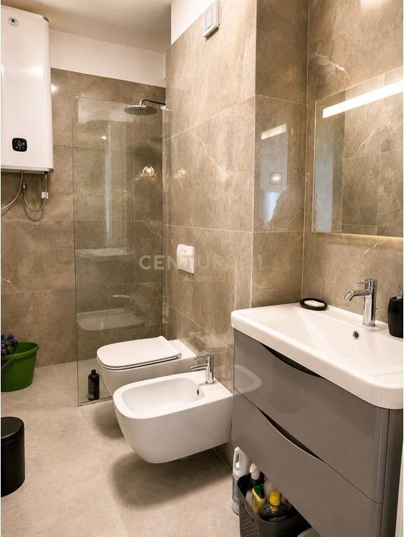 Shitet Apartament 1+1, Kompleksi Kaltersia ,Mali i Robit !