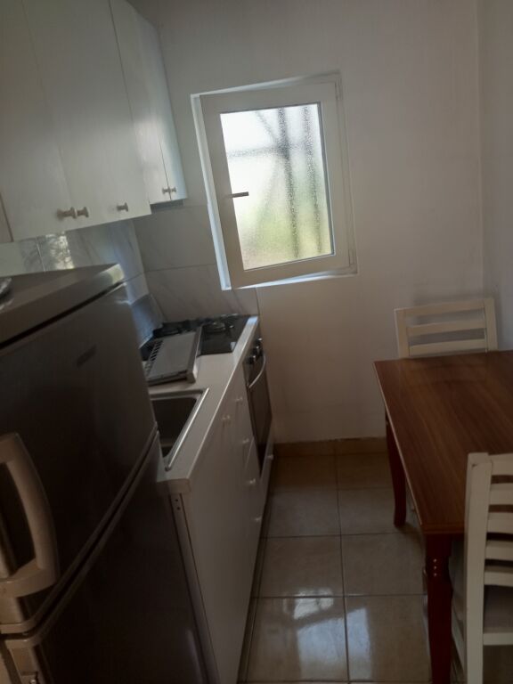 Garsionere  26000 leke.Fakulteti Ekonomik