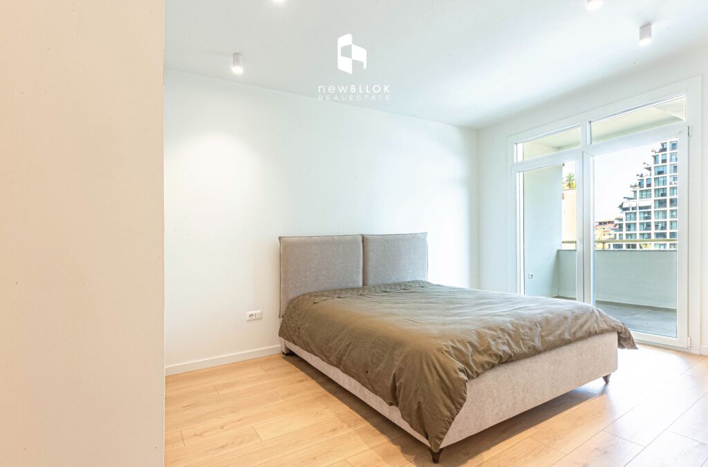 🏡ME QIRA: 1+1 PREMIUM 📍 Kopshti Zoologjik – PËRBALLË LAKE VIEW | 70 m² | 100% I ri || 850 Euro/Muaj 💥💥 PAMJE NGA LIQENI💥💥