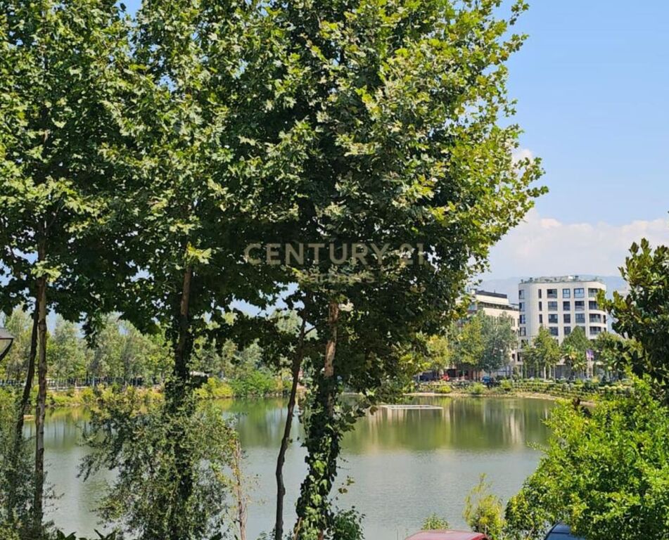 Okazion !! Shesim Apartament 3+1+2