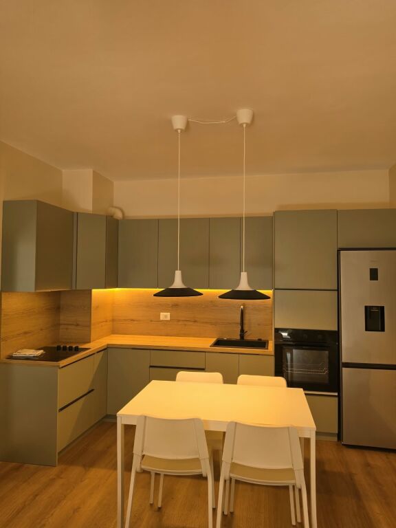 🏡 Appartamento 2+1+2 in affitto  📍 Laprakë, Complesso Aura