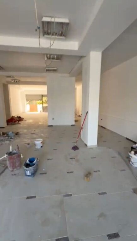 Qera | Ambjent Biznesi | Komuna e Parisit | 1500 €/muaj