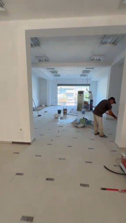 Qera | Ambjent Biznesi | Komuna e Parisit | 1500 €/muaj