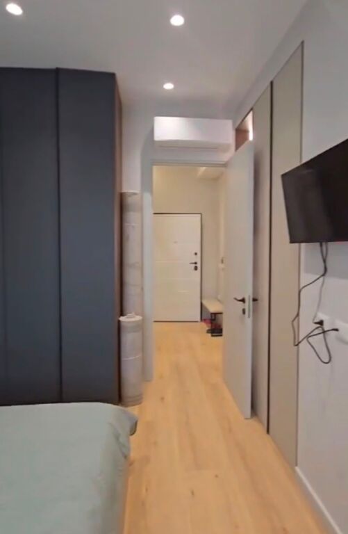 Shitet Apartament 1+1 "Liqeni i thate"
