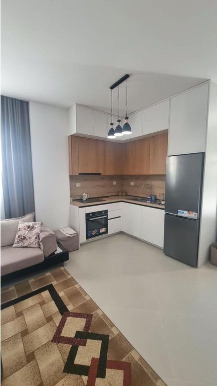 Qera, Apartament 1+1+ Post Parkimi, Rruga Siri Kodra, Tirane.
