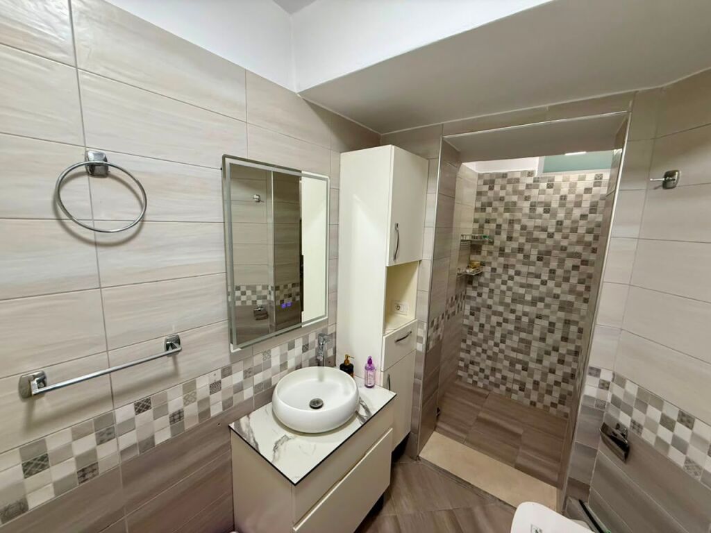 📣 QERA SUPER Apartament 2+1 📍 Rruga “Mine Peza” ✨💶 Cmimi 850 Euro/Muaj