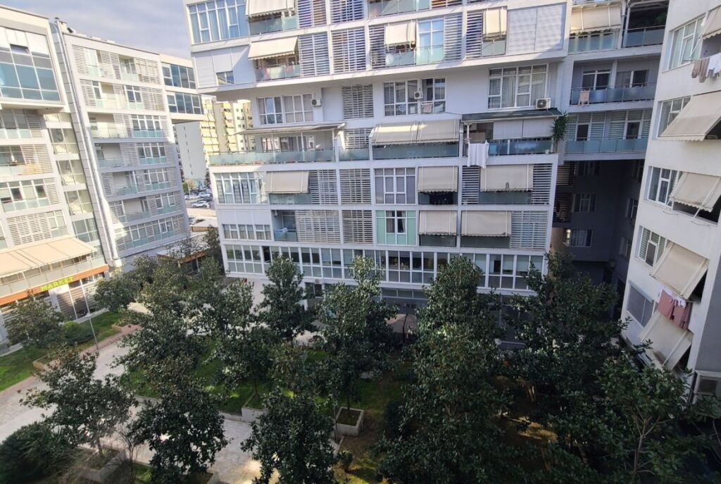 Alla Comune di Parigi, Appartamento 1+1 Arredato in Affitto!