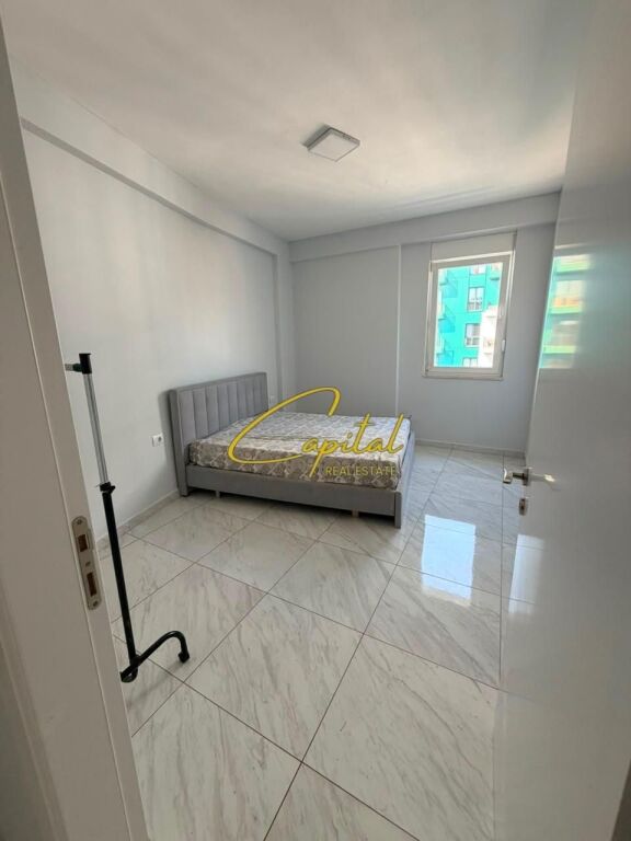 APARTAMENT ME QIRA 1+1 KOMPLEKSI KIKA 3 60.000 LEKE