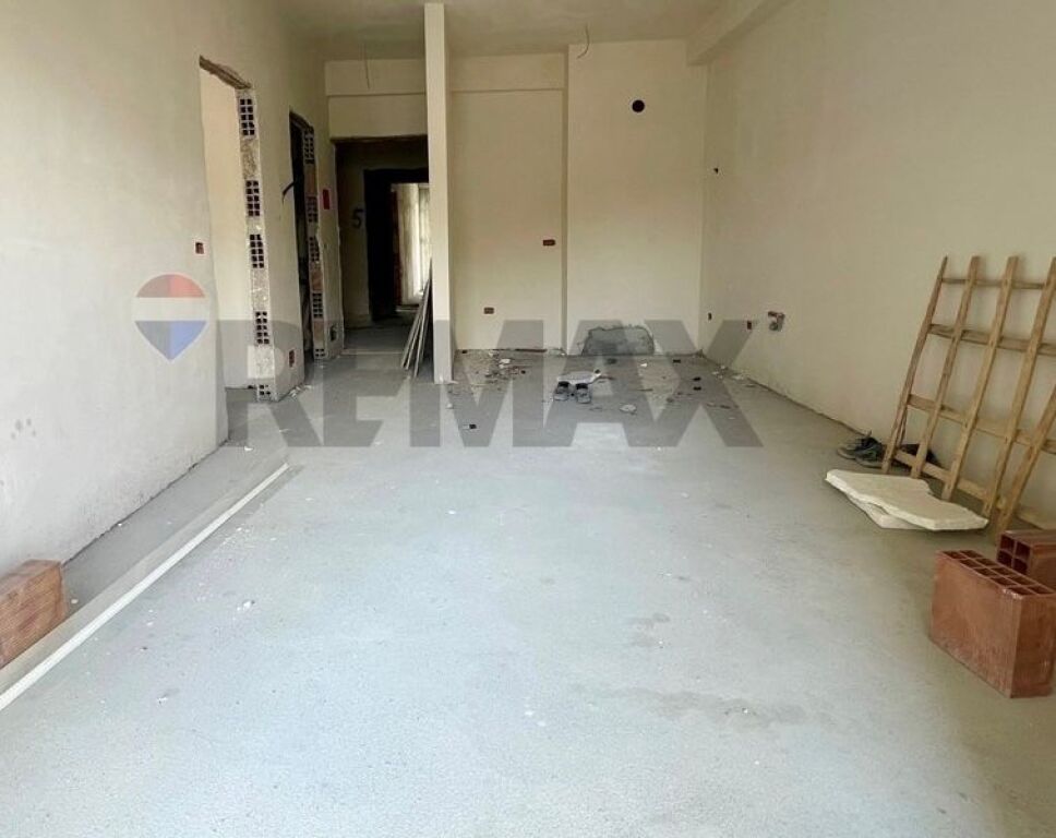 Apartament ne shitje 1+1 prane Farmacise 10.. ID: 530181053-749