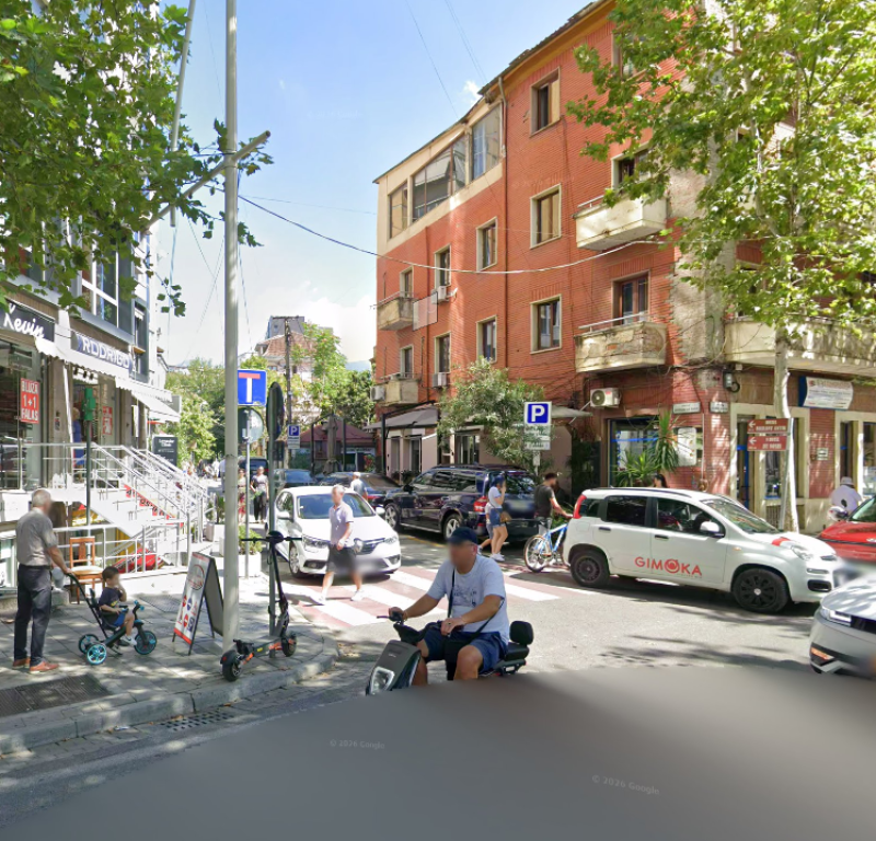 Apartament 1+1 me qera Qender Tirane