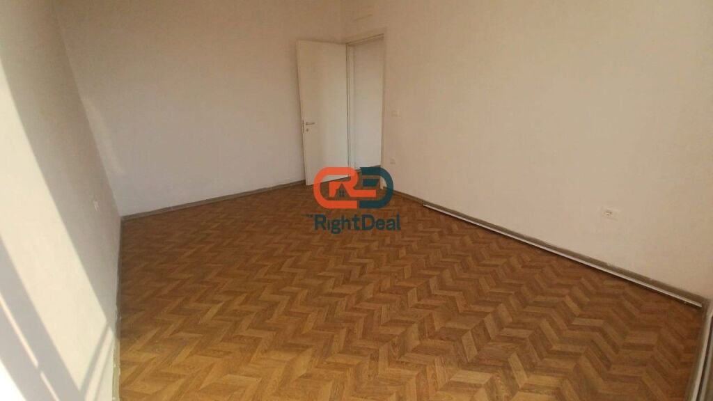 Near Pharmacy 10, Premises for Rent, Ideal for Offices or Clinics!!!
